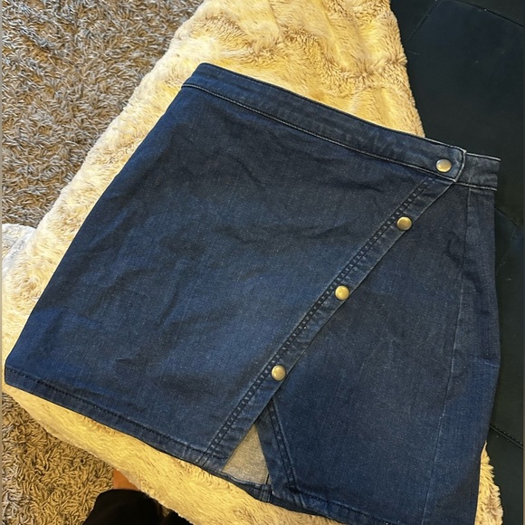We the Free/Free people denim snap skirt. Size 12. Runs smaller. EUC. - Picture 1 of 7